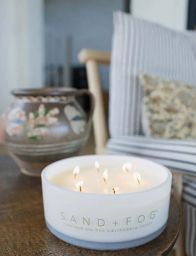 Tahitian Vanilla 34 Oz Scented Candle - Image 5