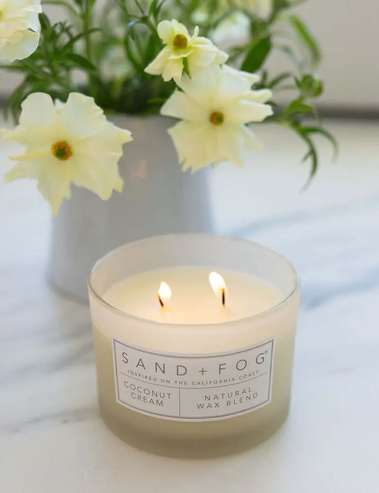 Coconut Cream 12 Oz Scented Candle - Image 2