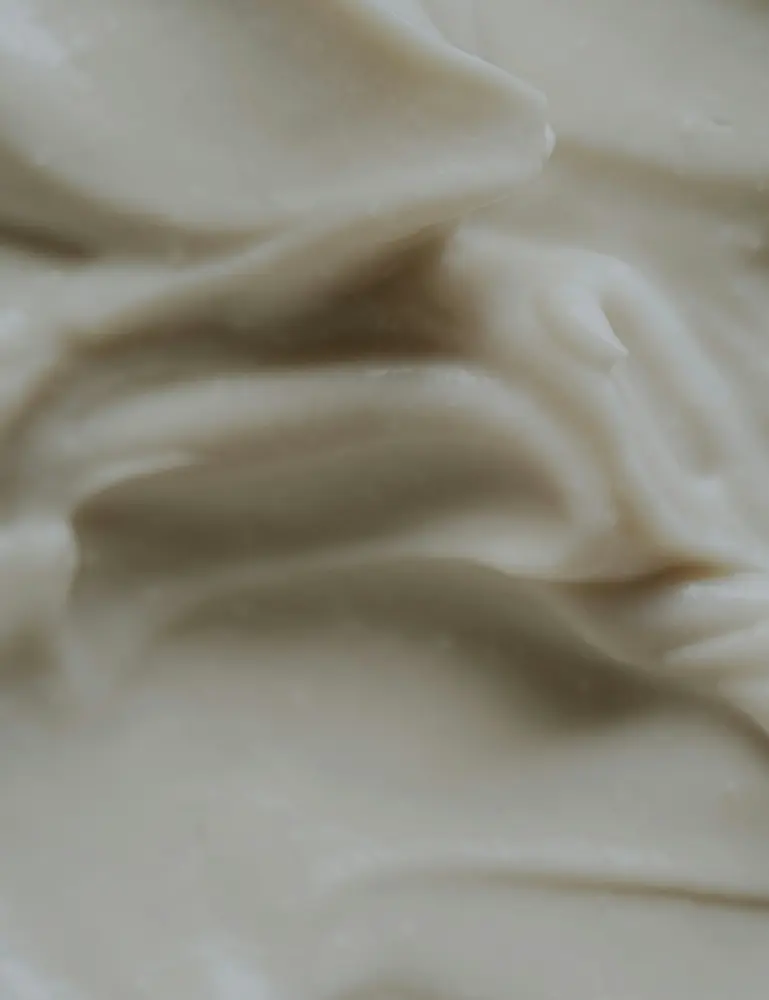 White Vanilla 12 Oz Scented Candle - Image 2
